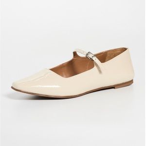 Intentionally Blank Helsinki Flat Size 39